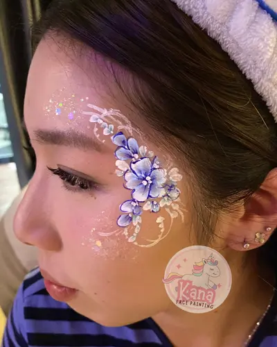 Flower face painting design variation