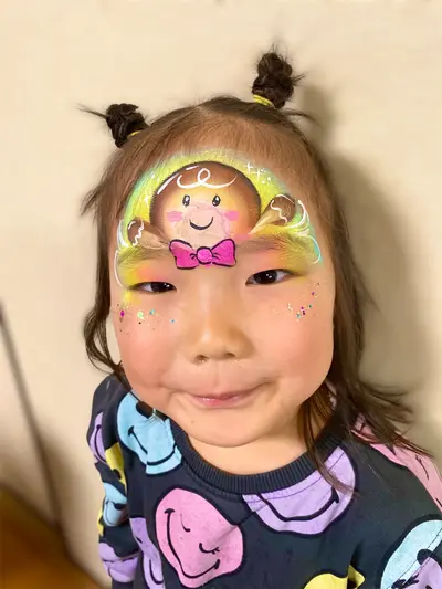 Gingerbread man face painting design